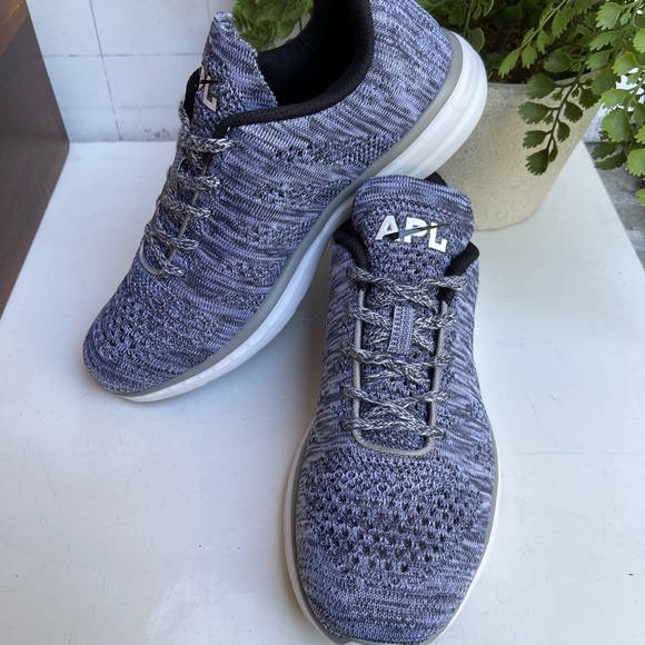 APL🔴TechLoom Pro Trainer women’s Athletic Running shoes 8 like new - Picture 6 of 15